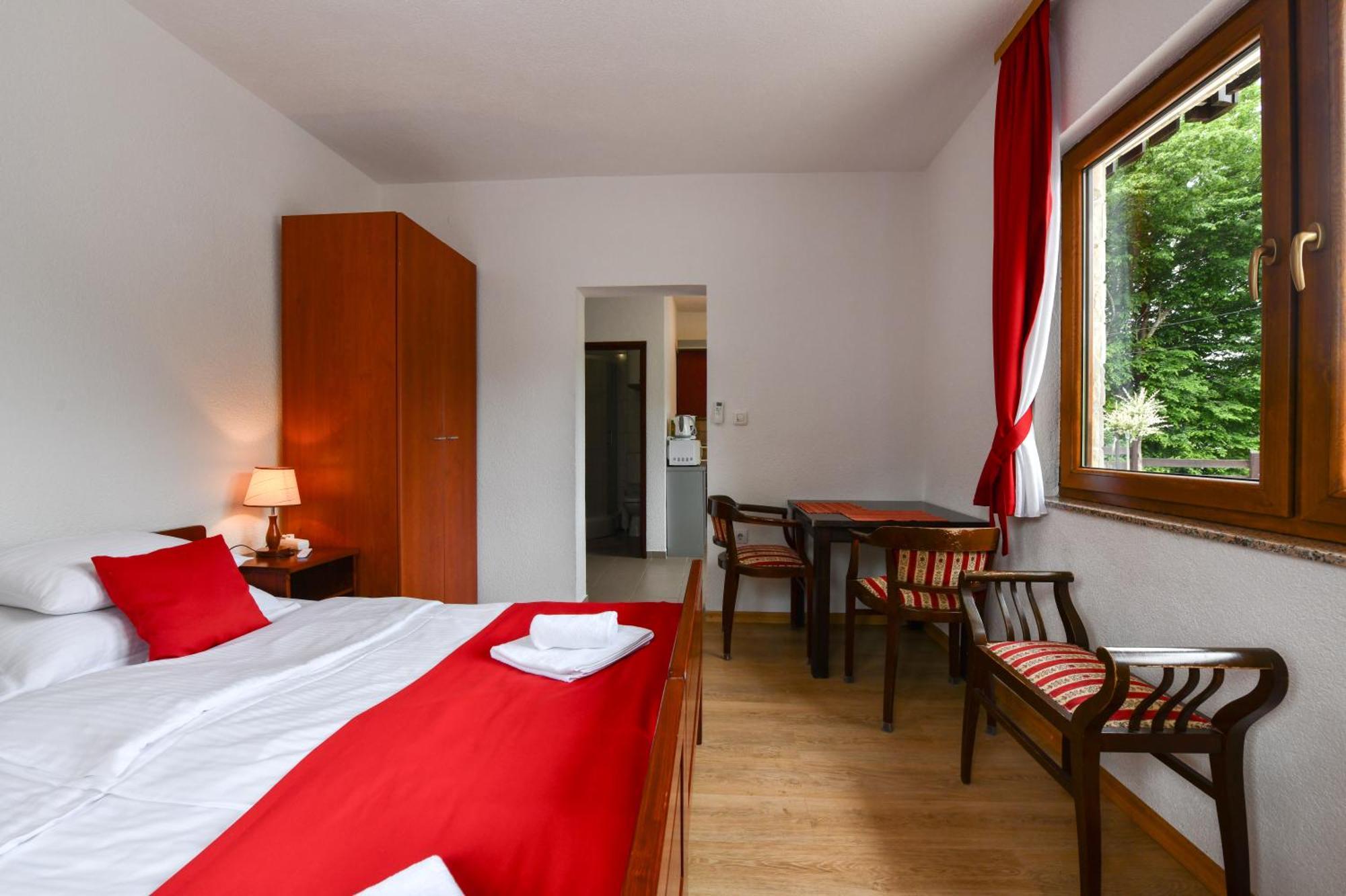 Apartments Bramado Selište Drežničko Extérieur photo