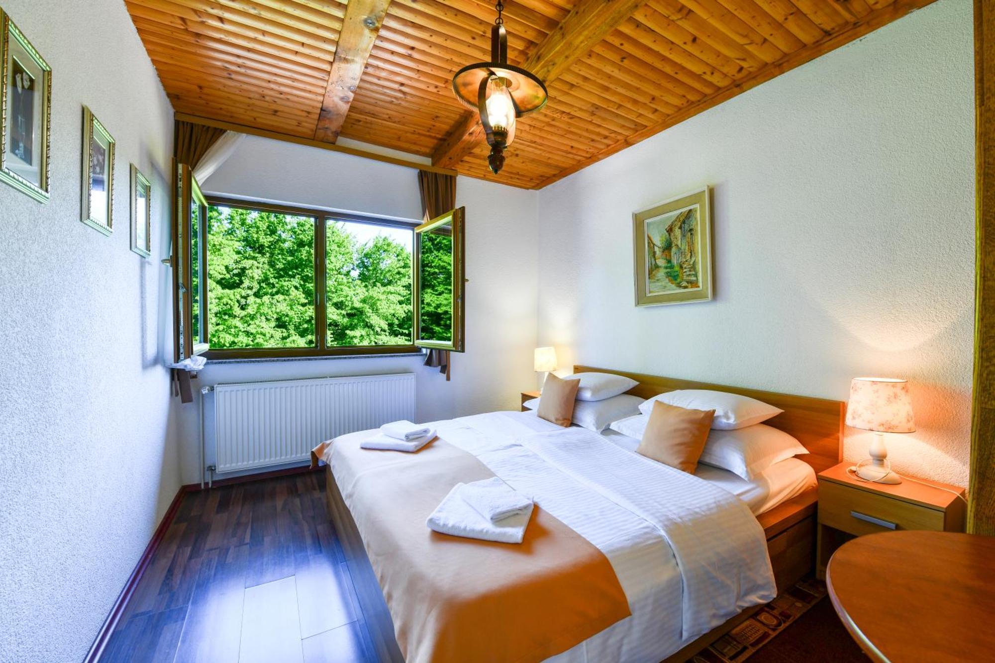 Apartments Bramado Selište Drežničko Extérieur photo